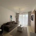 Sikorskiego 200 M Od Plazy Apartment