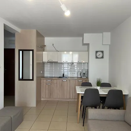 Sikorskiego 200 M Od Plazy Apartamento Kołobrzeg