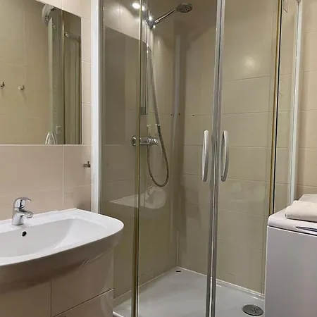 Sikorskiego 200 M Od Plazy Apartamento Kołobrzeg