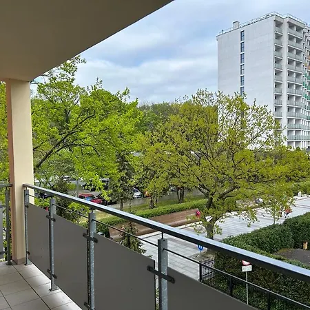 Sikorskiego 200 M Od Plazy * Колобжег